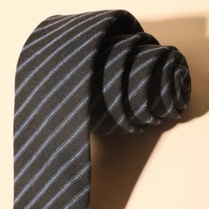 5/$15 😍 Diagonal Striped Tie 🖤